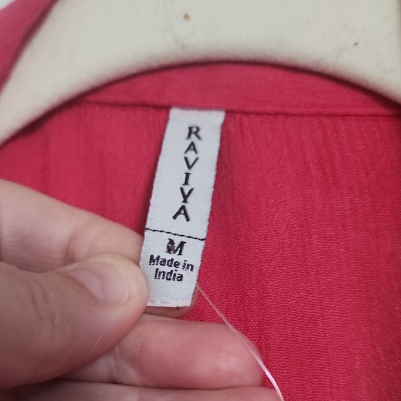 Raviya Raspberry Swimsuit Cover Up, Size Medium - Picture 2 of 6